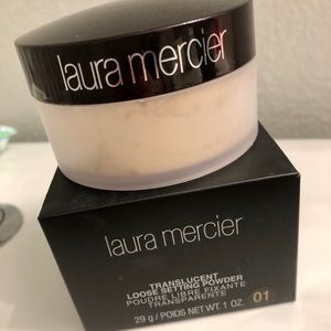 Laura Mercier